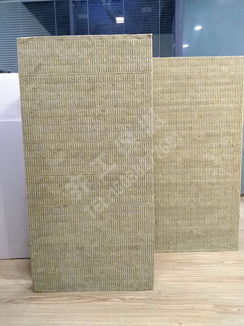 巖棉板施工過程會(huì)出現(xiàn)哪些問題呢？