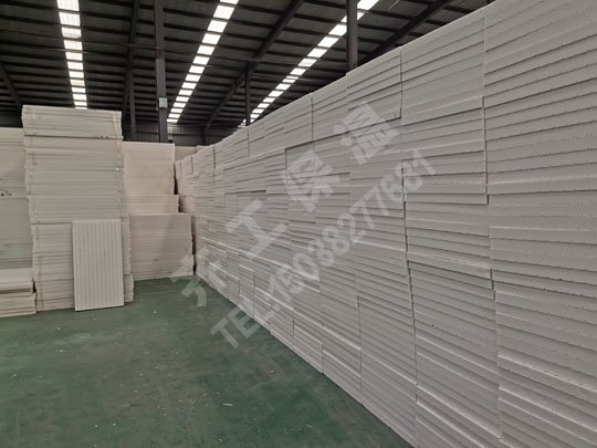 石家莊水泥發(fā)泡保溫板設備自動化程度高